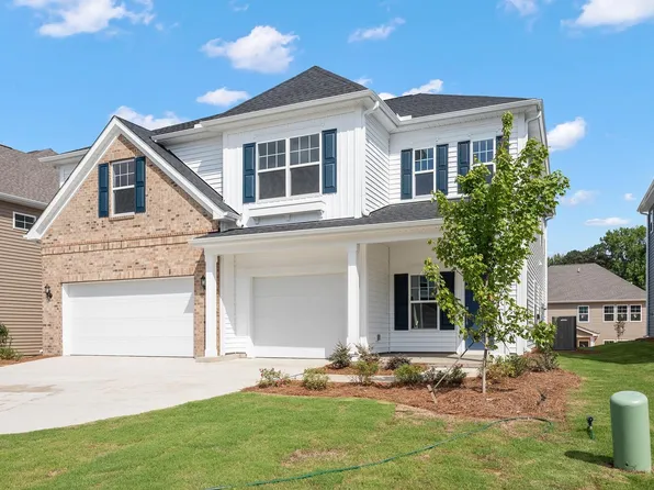 84 Black Walnut Dr #200, Garner, NC 27529