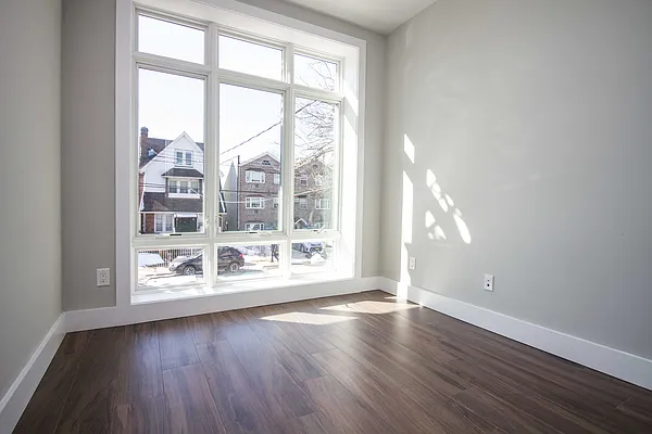 Rented by Nooklyn NYC LLC | media 27