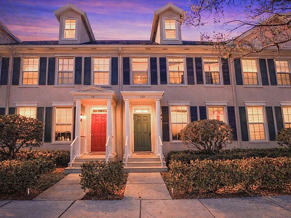 2nd image of 133 Wentworth Court