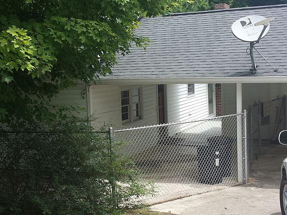 carport and driveway