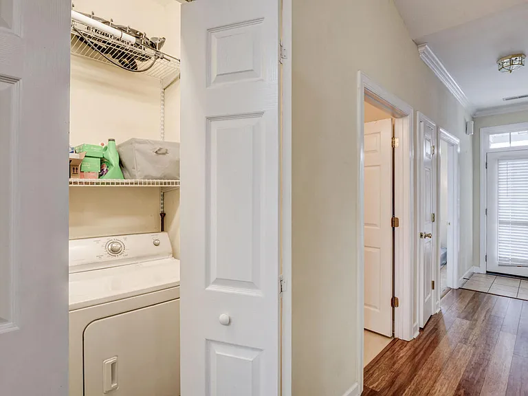 5006 Carleton Dr #0 — Photo 4