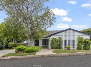 231 Notteargenta Rd, Pacific Palisades, CA 90272