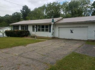 4031 Fairview Ave, Jackson, MI 49203