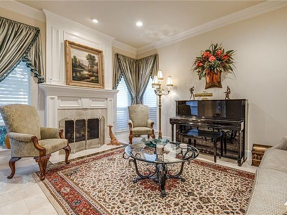5th image of 3149 Hampshire Ct