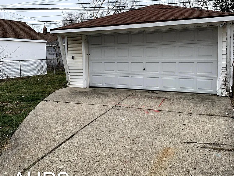 2 car garage
