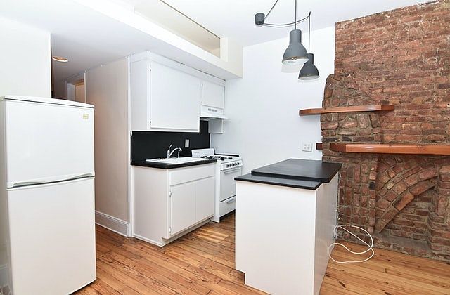1st image of 437 1st St APT 2A
