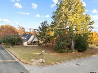 2022 Pinehurst St, Tyler, TX 75703