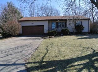 1307 Lakeview Bnd, Rochester, IN 46975