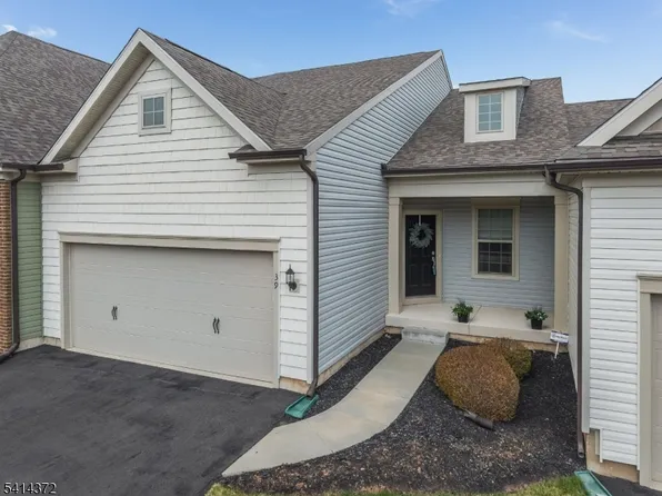 39 Redmon Road, Raritan Twp., NJ 08822