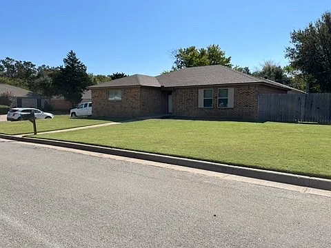 4100 Willow Springs Dr Photo 1