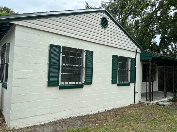 1012 NE 1st Ave, Gainesville, FL 32601