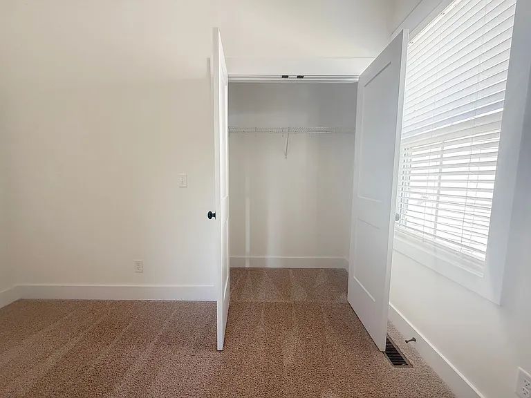 1333 Belfair St — Photo 24