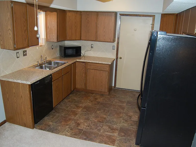 3724 Clover Circle — Photo 7