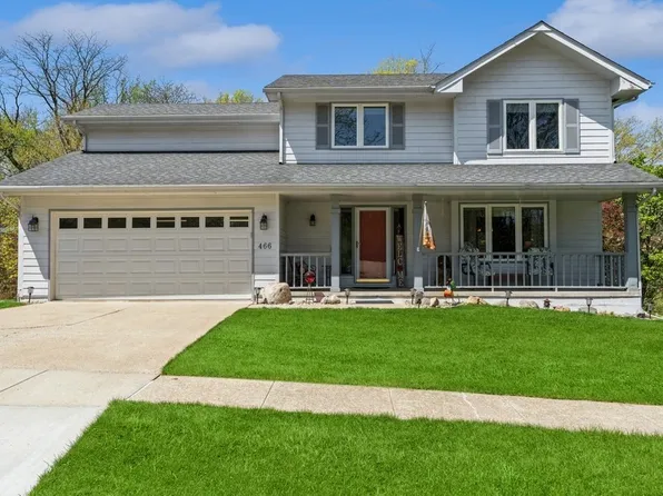 466 Edgewood Ln, Pleasant Hill, IA 50327