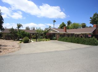 1930 Rock Springs Rd #32, Escondido, CA 92026