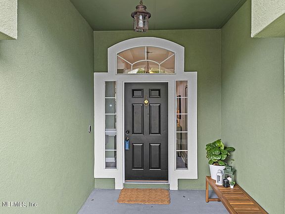 3rd image of 13230 MENDENHALL Place