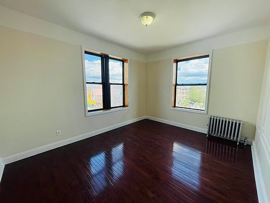 1st image of 1080 Ovington Ave #2D