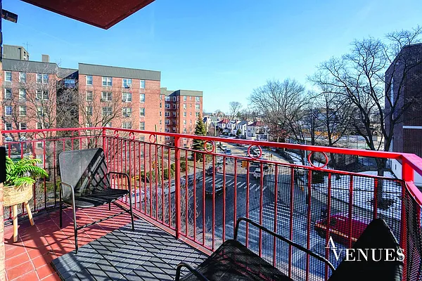 Rented by Avenues Real Estate | media 1