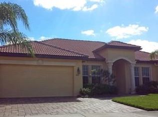 843 SW Grand Reserve Blvd, Port Saint Lucie, FL 34986