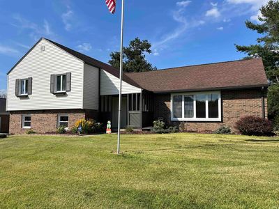 7844 Meadow Ln, Newburgh, IN, 47630