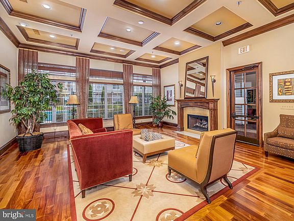 3rd image of 12958 Centre Park Cir APT 321