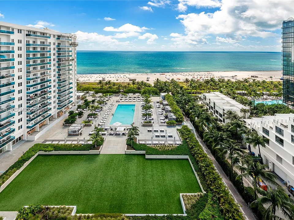 2301 Collins Ave #1538