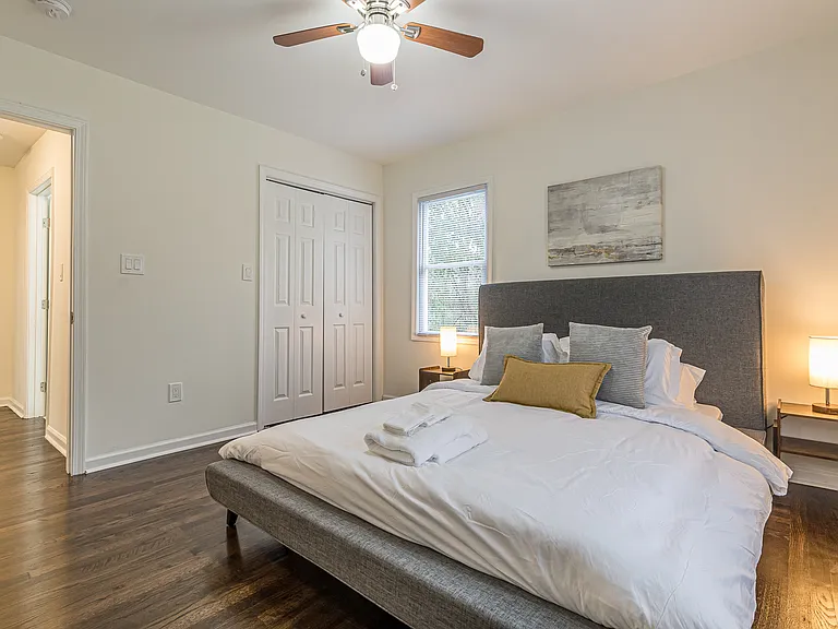 1215 Anchor Ter SW — Photo 15