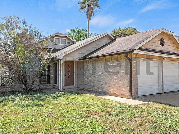 2nd image of 19511 Coppervine Ln