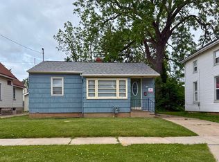 804 John Ave, Oshkosh, WI 54901
