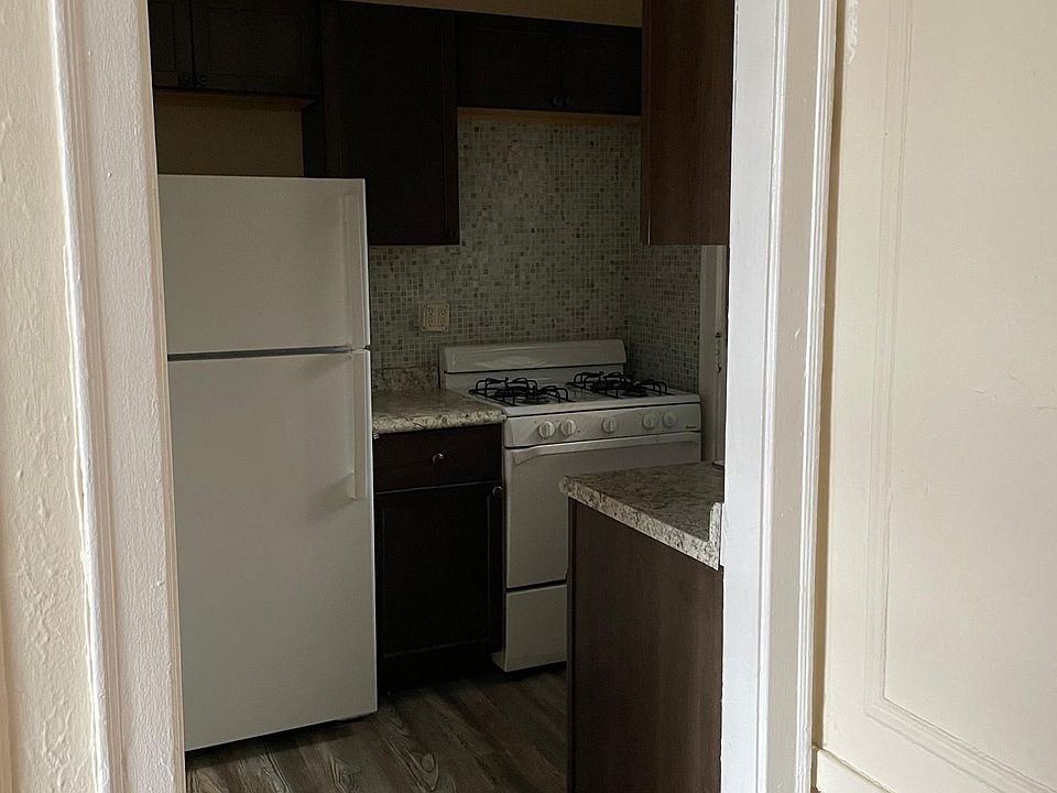 1st image of 911 Sherman Ave APT 208