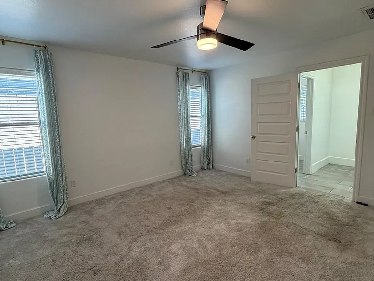 6303 73rd St #B — Photo 18