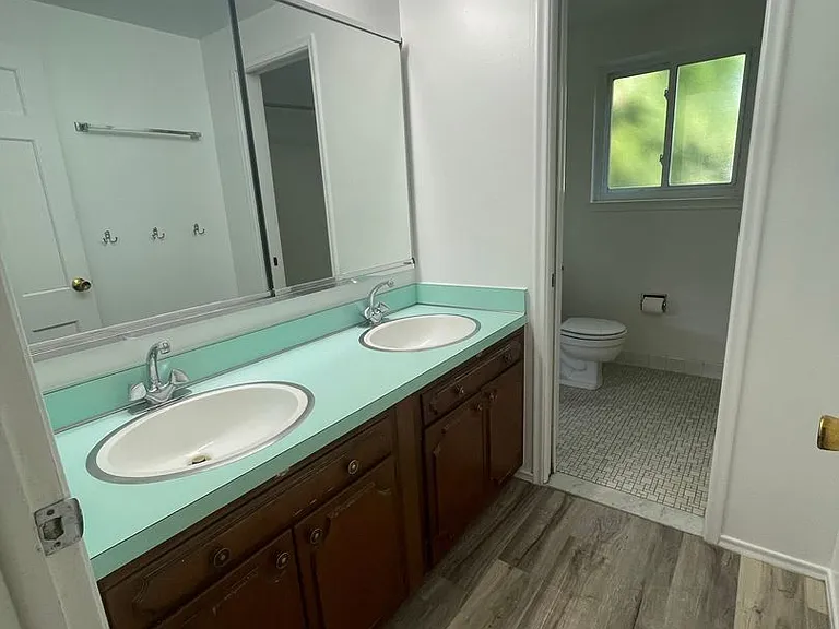 2163 Yorktown Dr — Photo 28