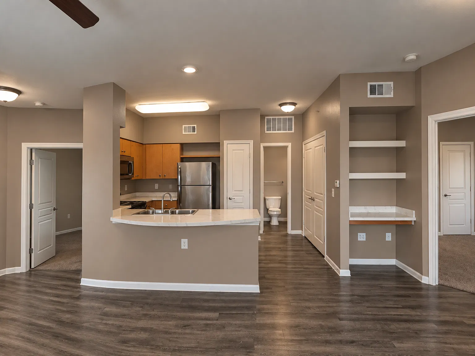 Cambria Cove Apartments — Photo 1