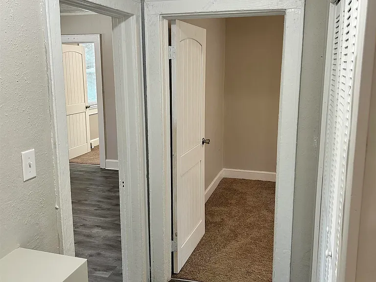 2112 Academy St — Photo 22