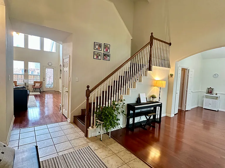 3633 Dripping Springs Dr — Photo 4