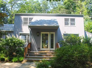 11 N Cape Ln, East Hampton, NY 11937