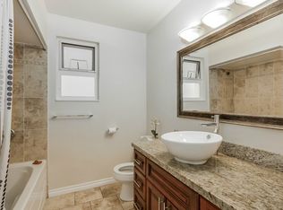 5885 Chester St, Vancouver, BC V5W 3B4