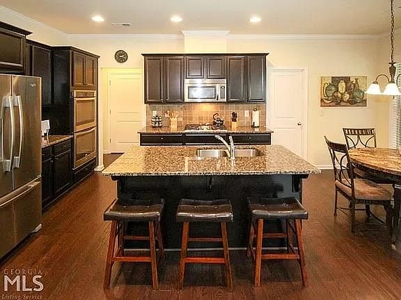 5th image of 1440 Roswell Manor Cir
