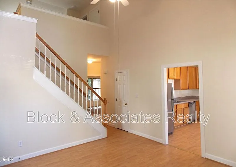 Sterling Park Townhomes — Photo 3