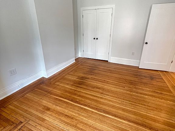 5th image of 125 3rd St Floor 1