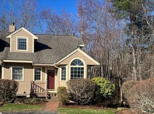 12 Birchwood Ln UNIT 12, Hopkinton, MA 01748