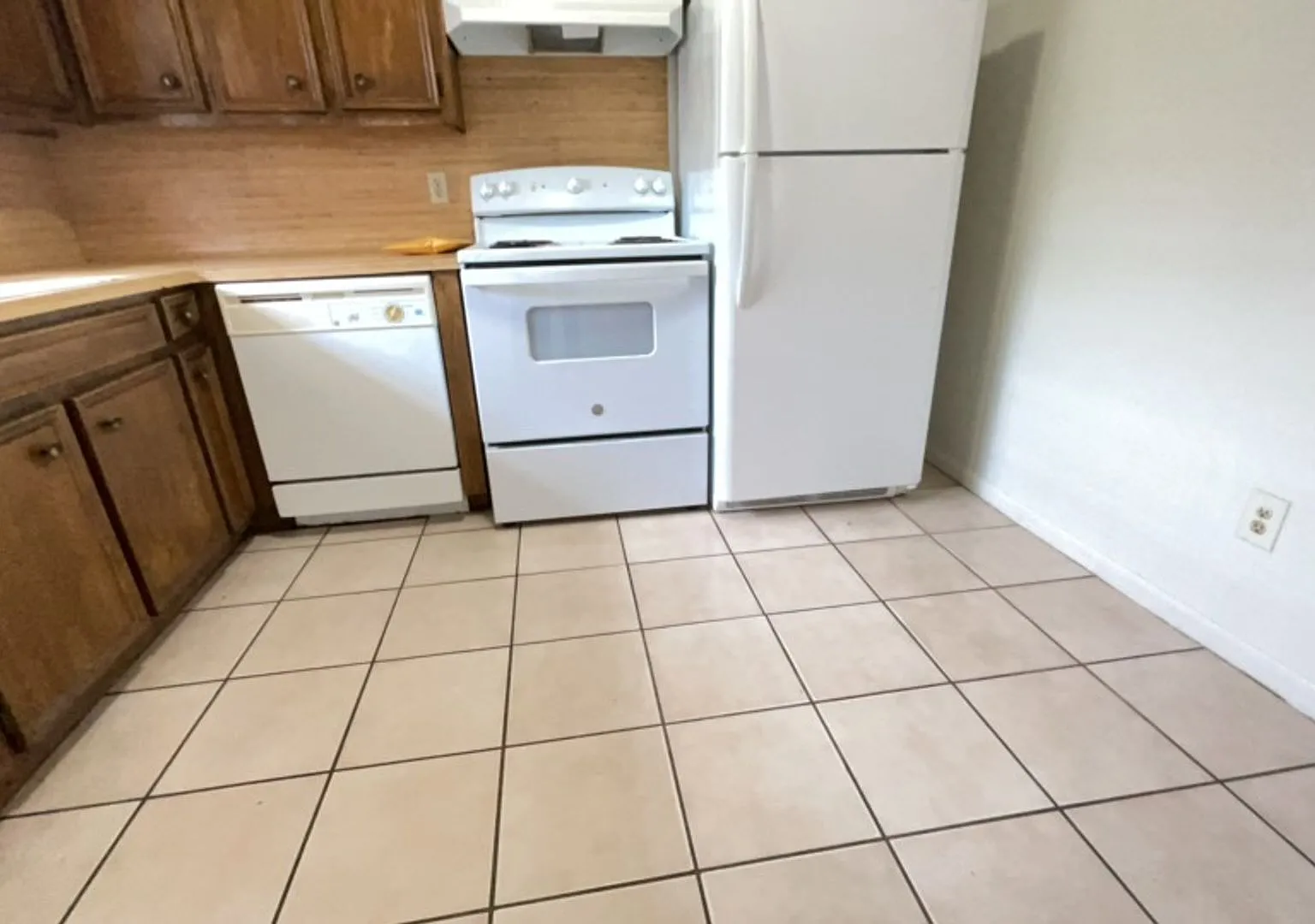 2 bed, 800 sqft, $895 — Photo 3