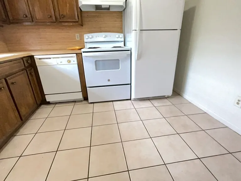 3011 Dundee Rd #B — Photo 3