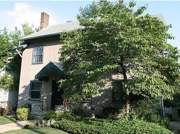 4th image of 2153 Sherwood Ave