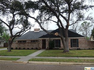 2802 Bon Aire Ave, Victoria, TX 77901