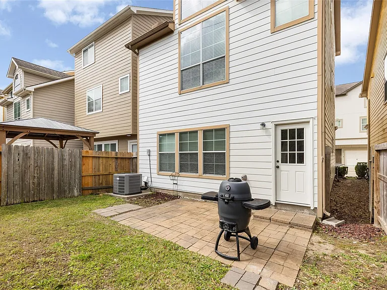 3334 Clearview Villa Way — Photo 30