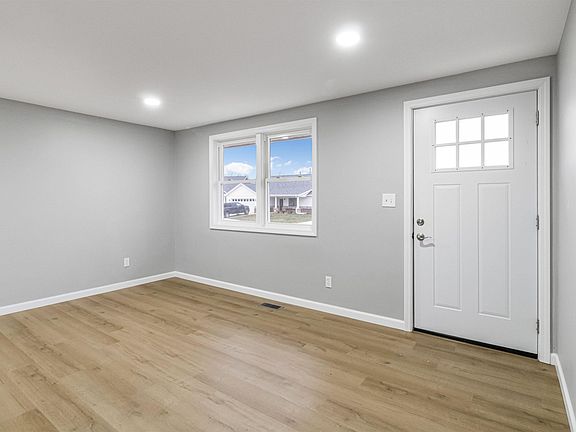 4th image of 712 Wedgewood Dr