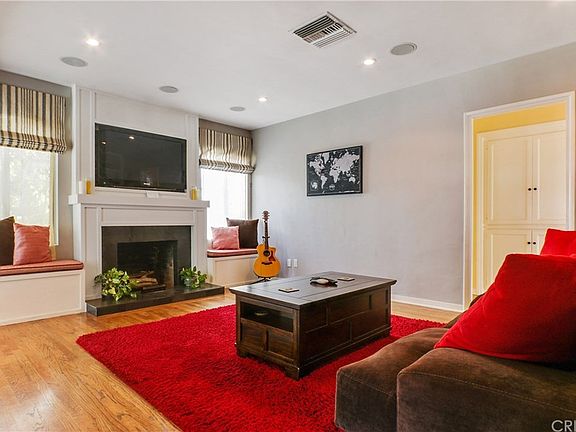 5th image of 4944 Arcola Ave