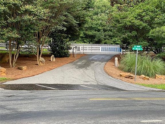2nd image of 5763 Little Pkwy #24a & C
