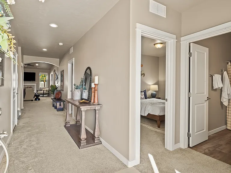 19081 Abington Ave — Photo 19
